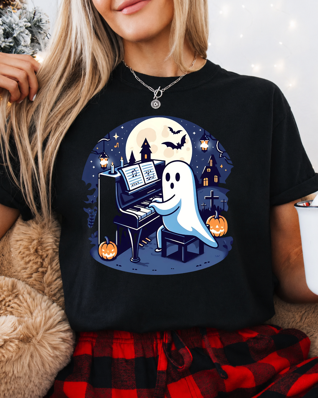 Spooky Piano Ghost Shirt - Kawaii Halloween Music Lover Gift & Pianist Tee Short-Sleeve Unisex T-Shirt