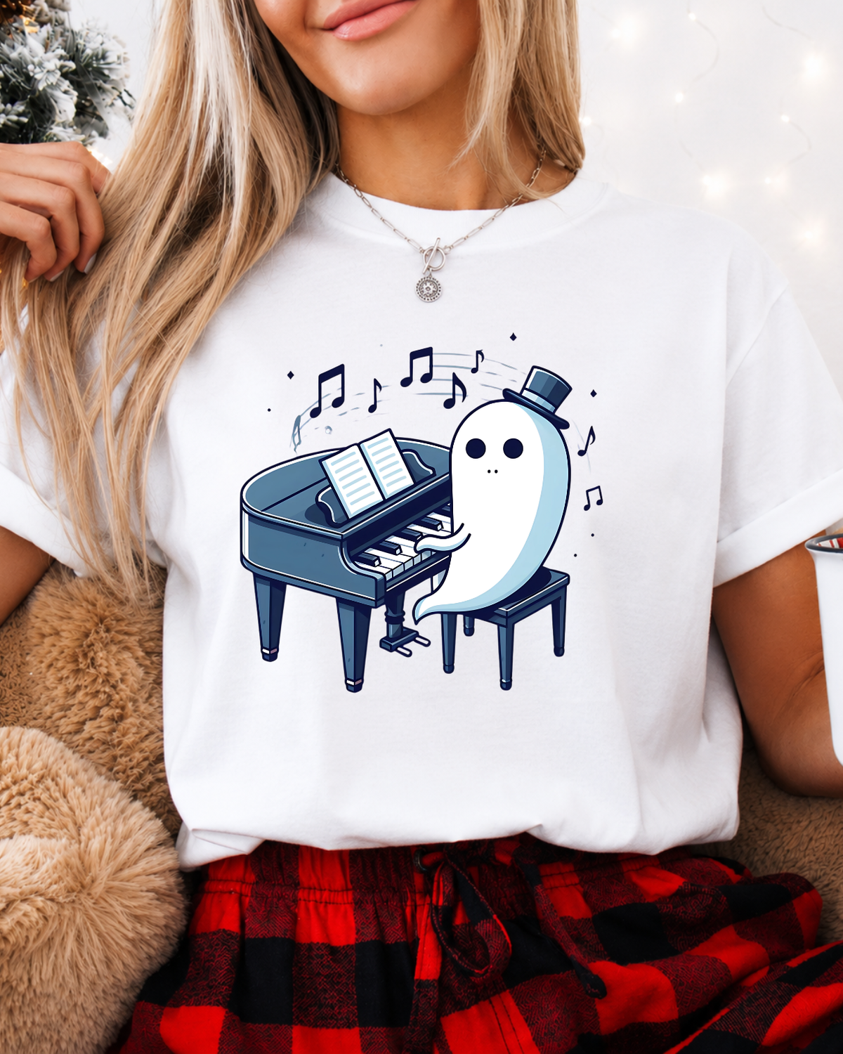 Cute Ghost Playing Piano T-Shirt - Funny Halloween Musician Graphic Tee Short-Sleeve Unisex T-Shirt